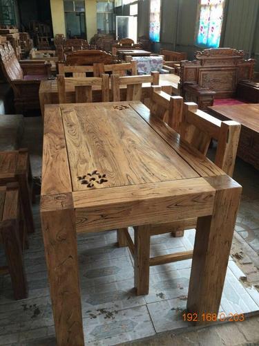 买上等韩式老榆木餐桌椅,首要选择玉堂春古典家具:重庆雕花餐桌椅